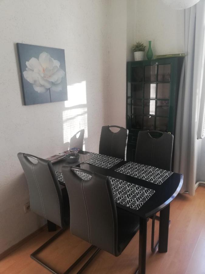 Apartment Karolina Прага Экстерьер фото