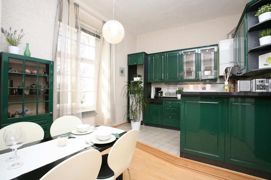 Apartment Karolina Прага Номер фото